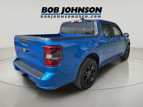 Velocity Blue 2025 Ford Maverick Lobo Standard