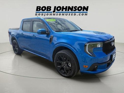 Velocity Blue 2025 Ford Maverick Lobo Standard