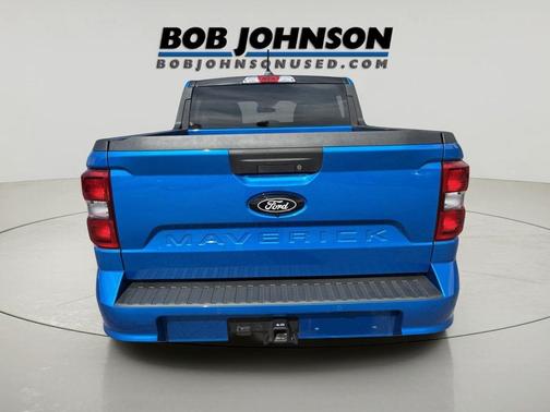 Velocity Blue 2025 Ford Maverick Lobo Standard