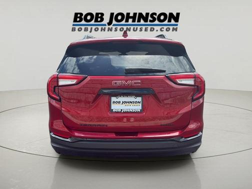 Cayenne Red Tintcoat 2022 GMC Terrain SLE