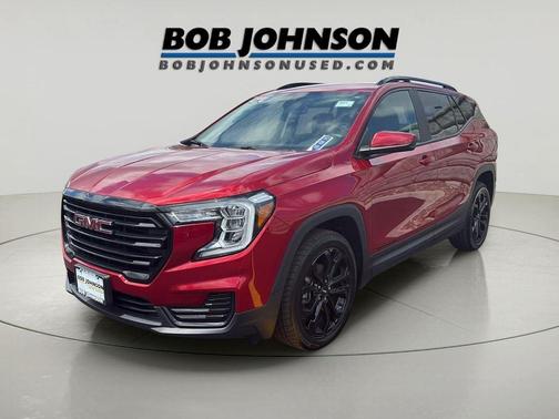 Cayenne Red Tintcoat 2022 GMC Terrain SLE
