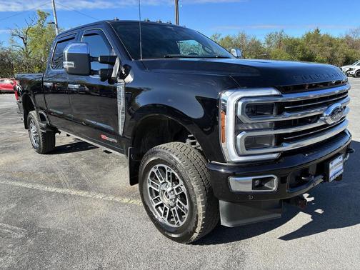 Agate Black Metallic 2026 Ford F-350 Platinum
