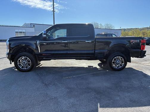 Agate Black Metallic 2026 Ford F-350 Platinum