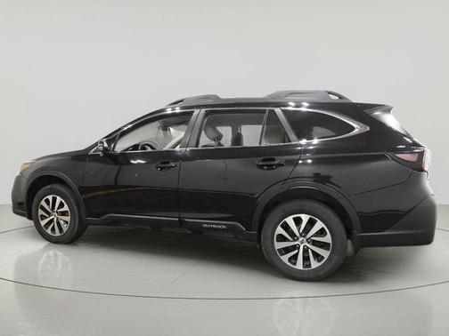 Crystal Black Silica 2020 Subaru Outback Premium