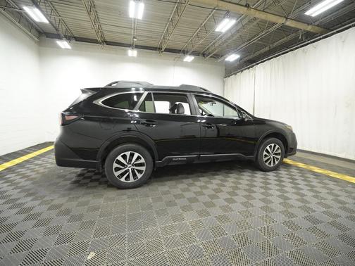 Crystal Black Silica 2020 Subaru Outback Premium