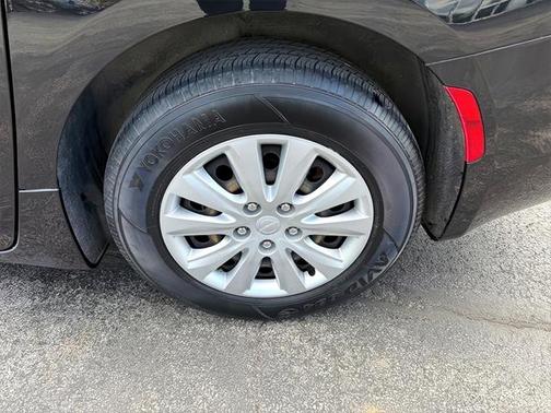 2020 Chrysler Voyager L