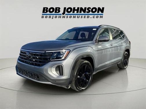 2024 Volkswagen Atlas 2.0T SE w/Technology 4MOTION