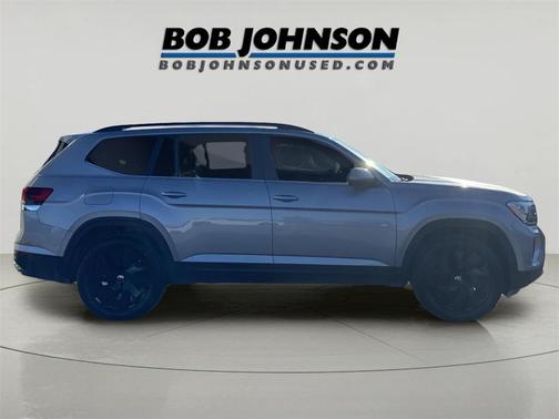 2024 Volkswagen Atlas 2.0T SE w/Technology 4MOTION