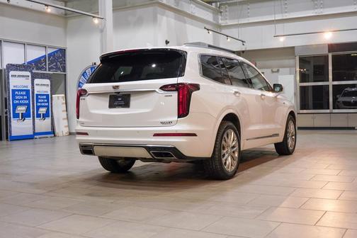 2023 Cadillac XT6 Premium Luxury AWD