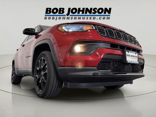 Red Hot Pearlcoat 2024 Jeep Compass Latitude