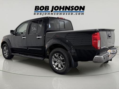 Magnetic Black Pearl 2019 Nissan Frontier SL