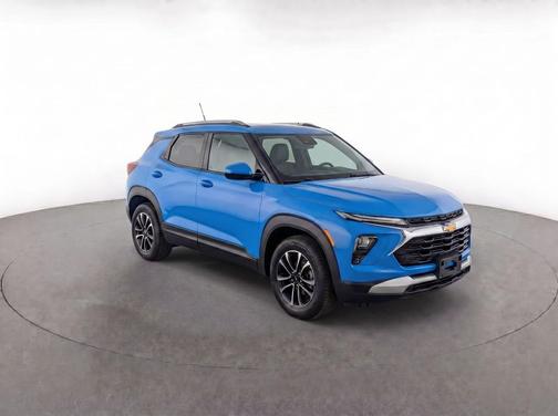 Fountain Blue 2024 Chevrolet Trailblazer LT