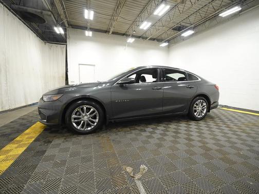 Nightfall Gray Metallic 2017 Chevrolet Malibu 1LT