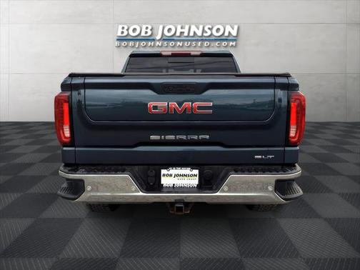 2021 GMC Sierra 1500 SLT