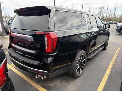 Onyx Black 2022 GMC Yukon XL Denali