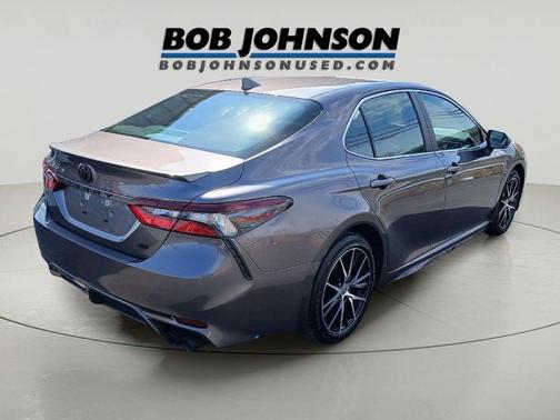 Predawn Gray Mica 2023 Toyota Camry SE