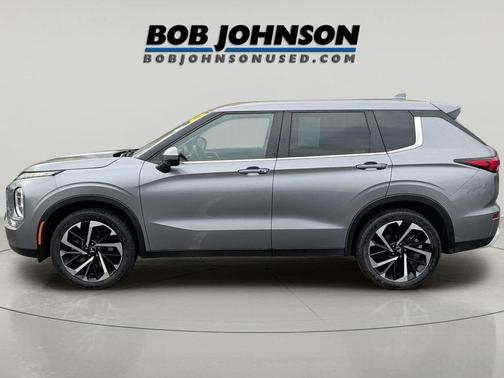 Mercury Gray Metallic 2022 Mitsubishi Outlander SE Launch Edition S-AWC