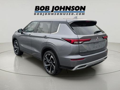 Mercury Gray Metallic 2022 Mitsubishi Outlander SE Launch Edition S-AWC