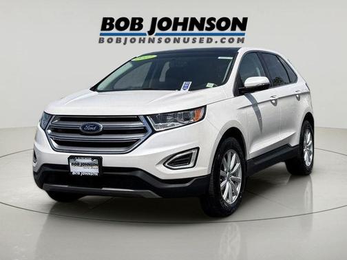 White Platinum Metallic Tri-Coat 2017 Ford Edge SEL