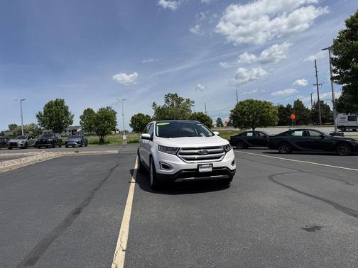 White Platinum Metallic Tri-Coat 2017 Ford Edge SEL