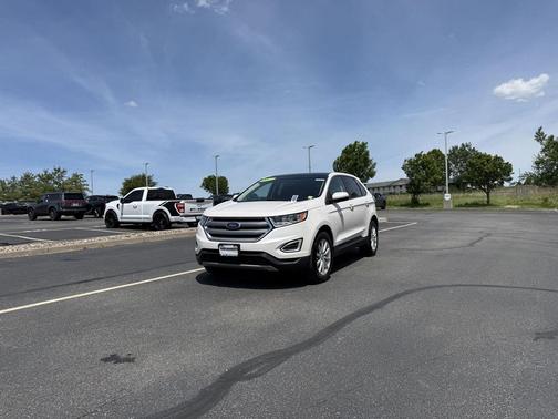 White Platinum Metallic Tri-Coat 2017 Ford Edge SEL