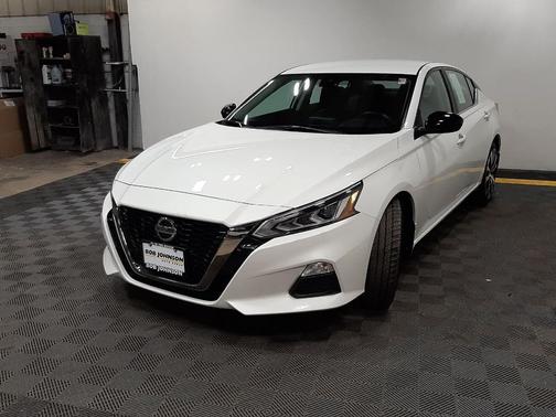 2021 Nissan Altima SR Intelligent AWD