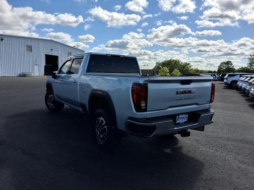 Quicksilver Metallic 2021 GMC Sierra 2500 SLE