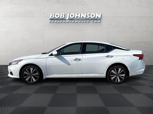 2022 Nissan Altima 2.5 SL