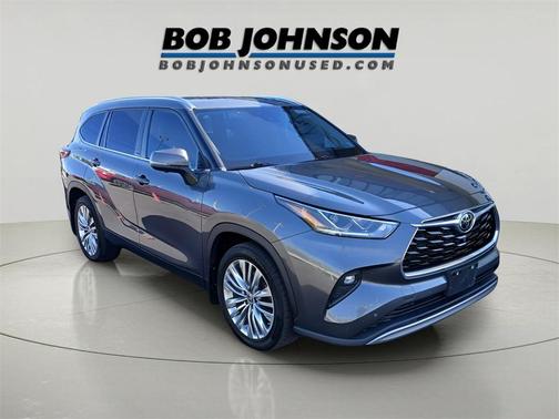 2023 Toyota Highlander Platinum