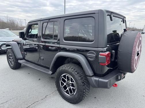 Black Clearcoat 2024 Jeep Wrangler Rubicon