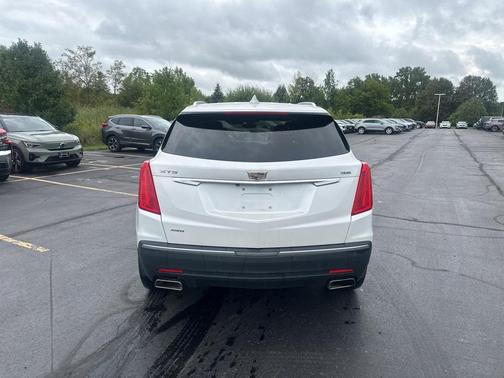 2018 Cadillac XT5 Premium Luxury