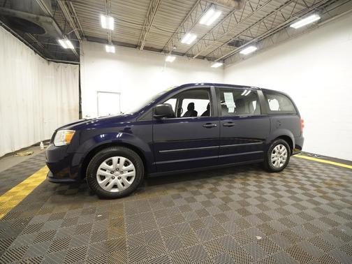 True Blue Pearlcoat 2016 Dodge Grand Caravan AVP/SE