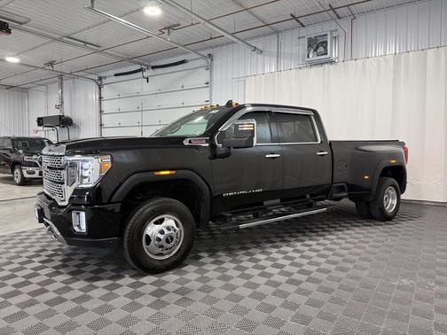 Onyx Black 2023 GMC Sierra 3500 Denali
