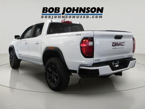 Summit White 2025 GMC Canyon Elevation