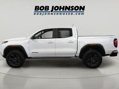 Summit White 2025 GMC Canyon Elevation