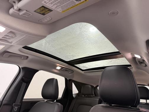 2023 Ford Escape Platinum