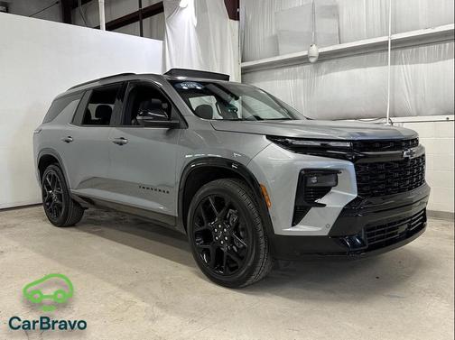 Sterling Grey Metallic 2025 Chevrolet Traverse RS