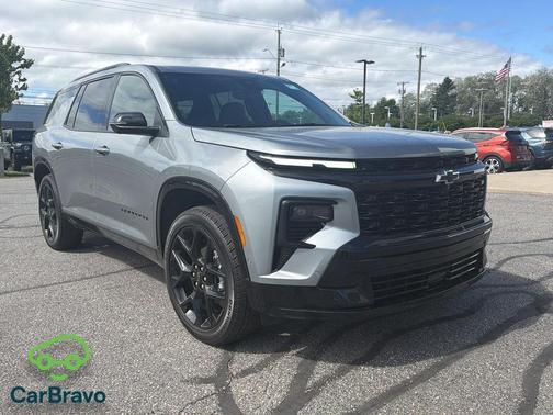 Sterling Grey Metallic 2025 Chevrolet Traverse RS
