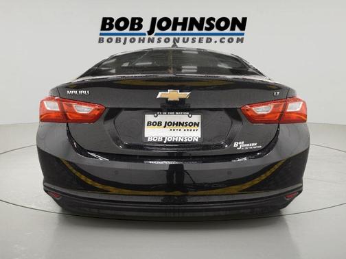 Mosaic Black Metallic 2024 Chevrolet Malibu FWD 1LT