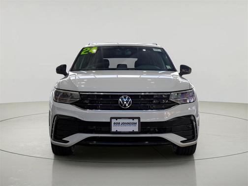 2024 Volkswagen Tiguan 2.0T SE R-Line Black 4MOTION