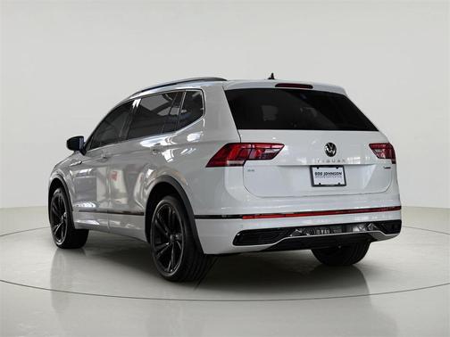2024 Volkswagen Tiguan 2.0T SE R-Line Black 4MOTION