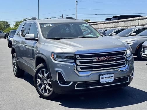 Sterling Metallic 2023 GMC Acadia AWD SLT