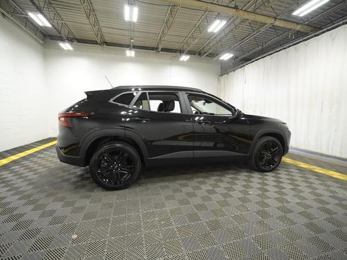 Mosaic Black Metallic 2024 Chevrolet Trax FWD ACTIV