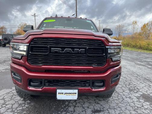 2022 RAM 3500 Limited Crew Cab 4x4 6'4' Box