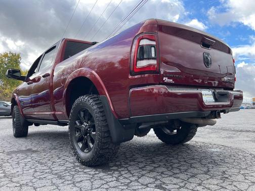 2022 RAM 3500 Limited Crew Cab 4x4 6'4' Box