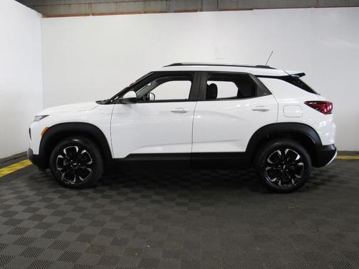 Summit White 2023 Chevrolet Trailblazer LT