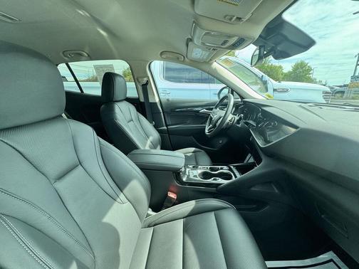 Moonstone Gray Metallic 2023 Buick Envision Essence AWD