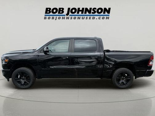Diamond Black Crystal Pearlcoat 2020 RAM 1500 Big Horn/Lone Star