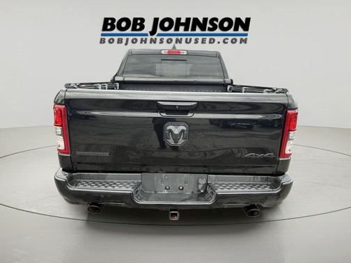 Diamond Black Crystal Pearlcoat 2020 RAM 1500 Big Horn/Lone Star