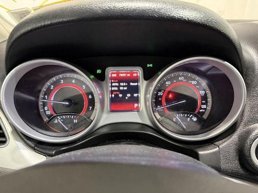 Pitch Black Clearcoat 2019 Dodge Journey GT